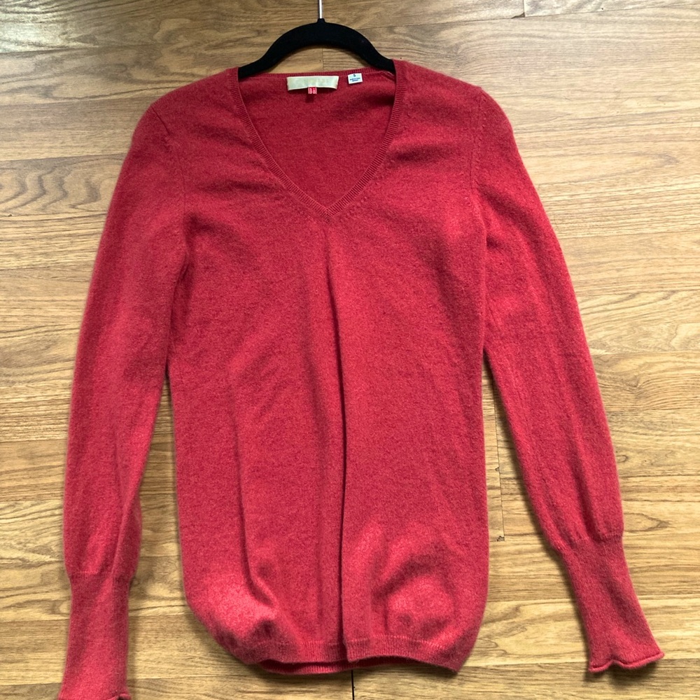 Pink Cashmere Sweater - so soft and cozy! Size small 100% Cashmere